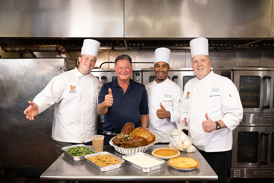 Thanksgiving-Stew&ChefswithTurkey-9_retouch_900